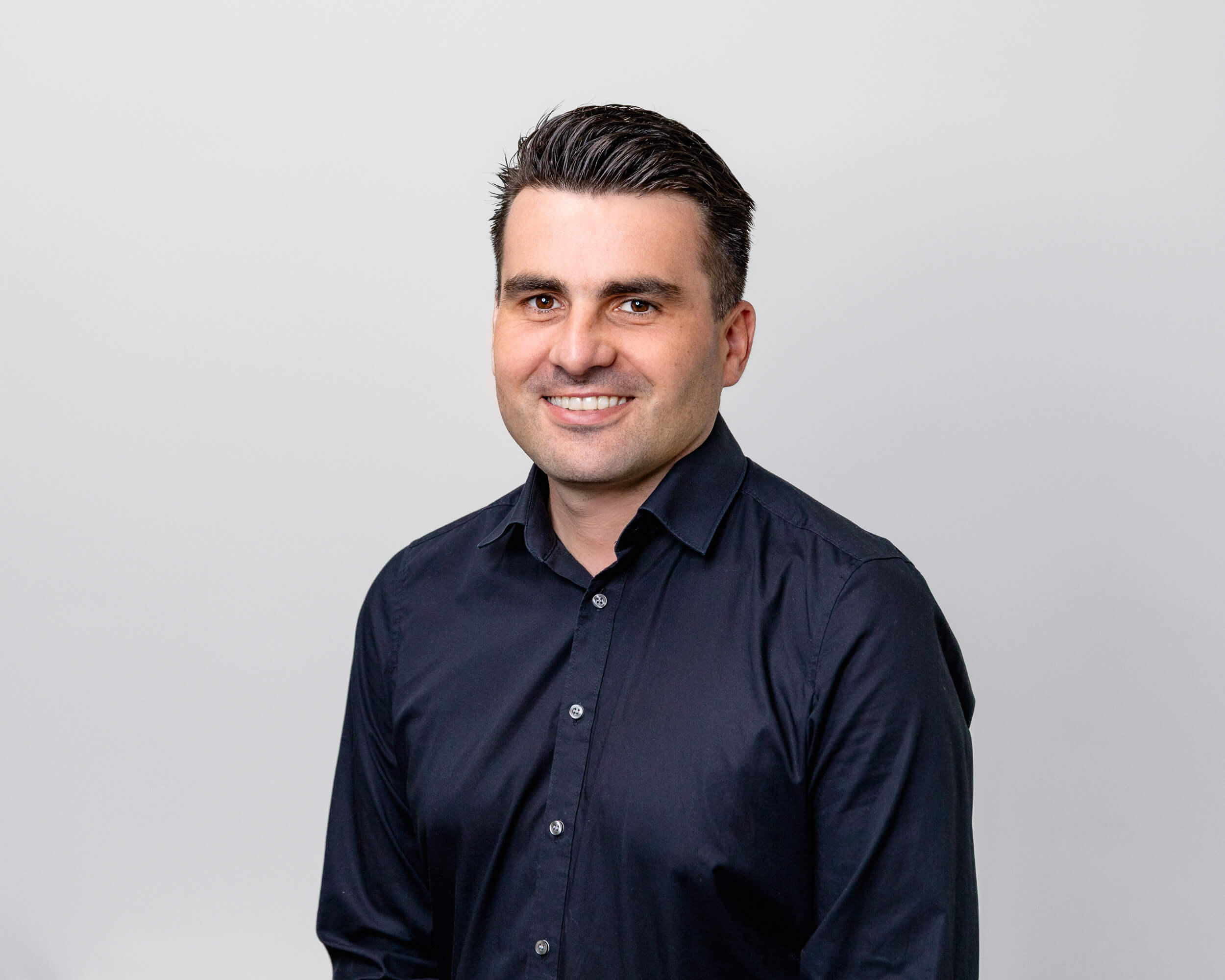 mr. Peter Karregat - Karregat & Bond